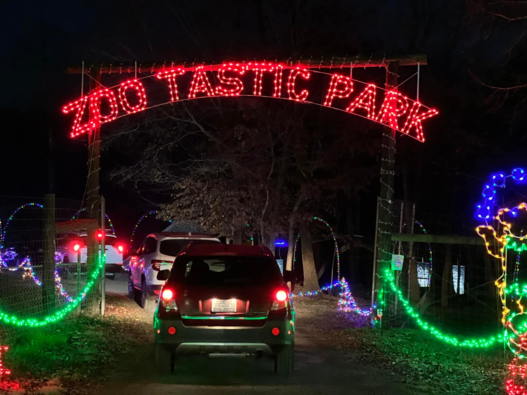 Christmas Wonderland of Lights at Zootastic Park | Kids Out and About ...